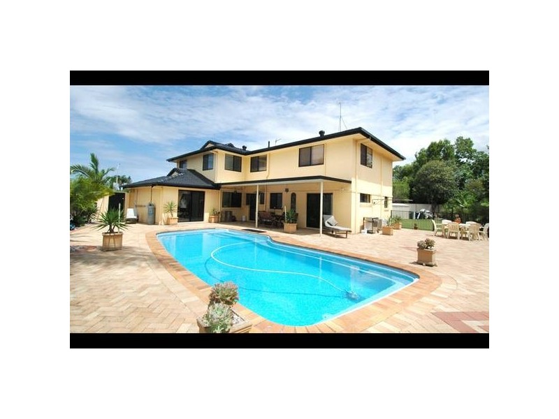 Broadbeach Waters QLD 4218