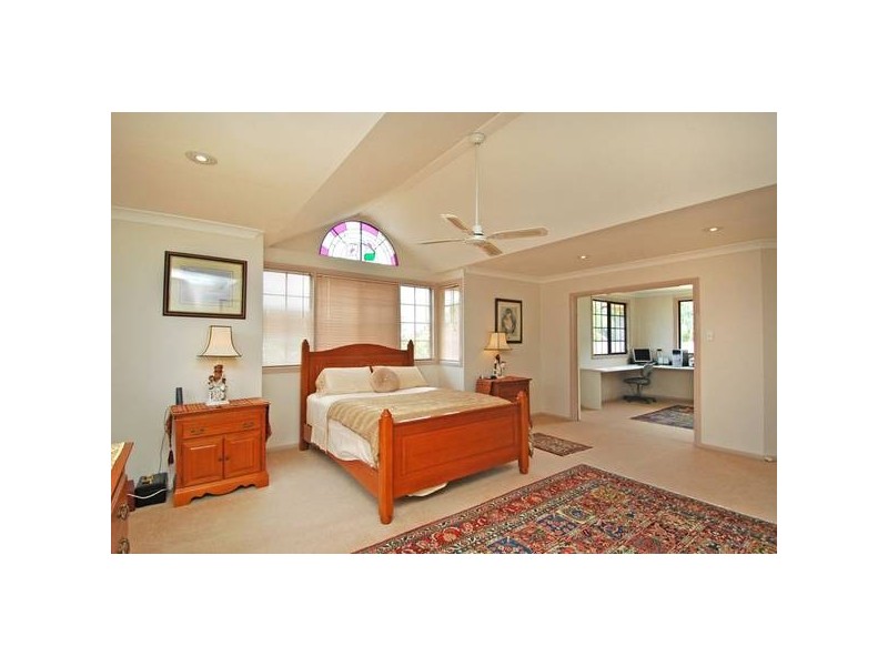 Broadbeach Waters QLD 4218