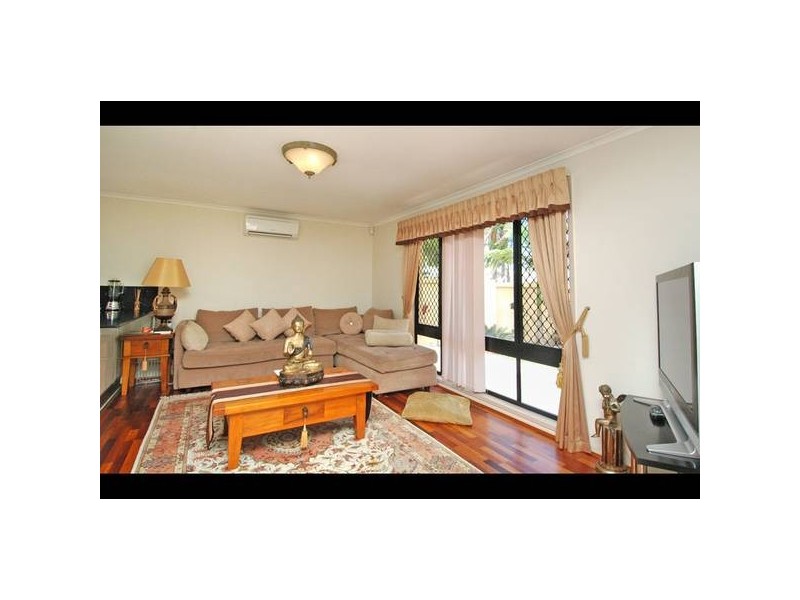 Broadbeach Waters QLD 4218