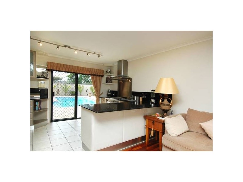 Broadbeach Waters QLD 4218
