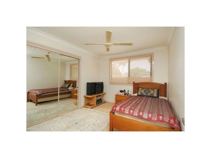 Broadbeach Waters QLD 4218