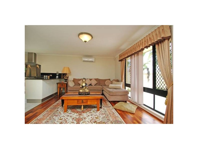 Broadbeach Waters QLD 4218