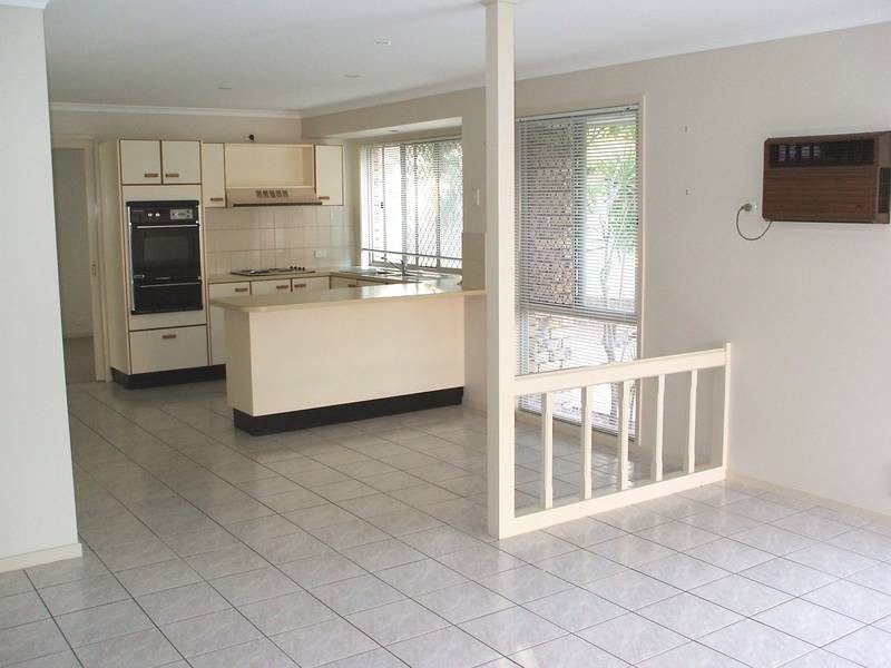 13 Bronte Court, Robina QLD 4226