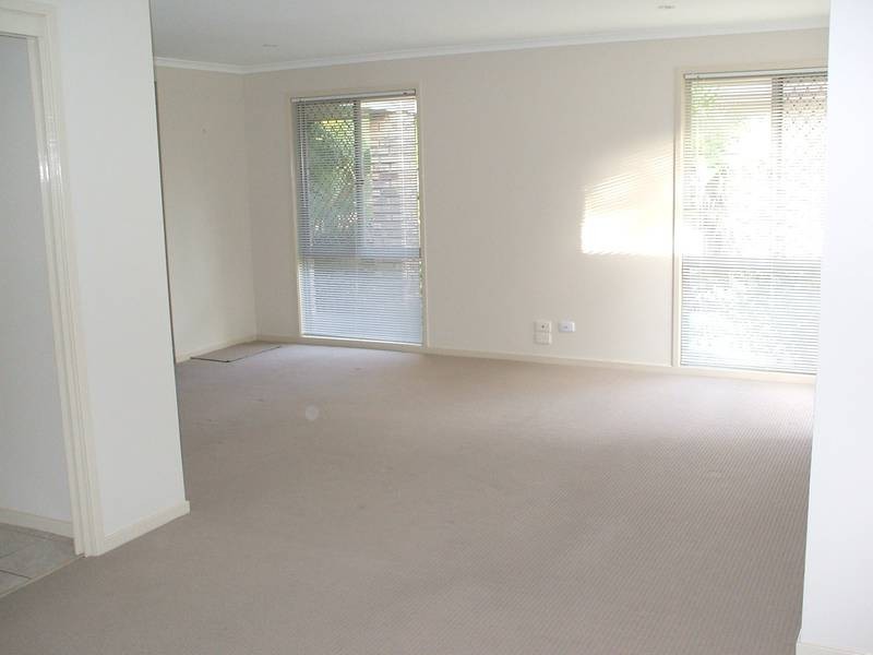 13 Bronte Court, Robina QLD 4226