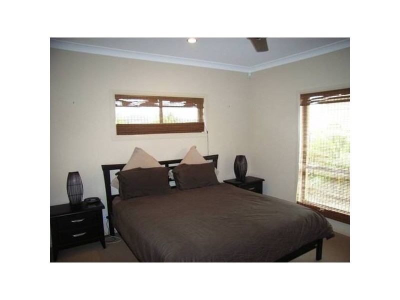 Varsity Lakes QLD 4227