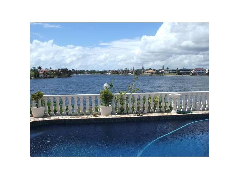 Mermaid Waters QLD 4218