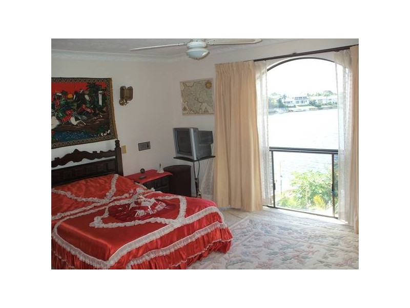 Mermaid Waters QLD 4218