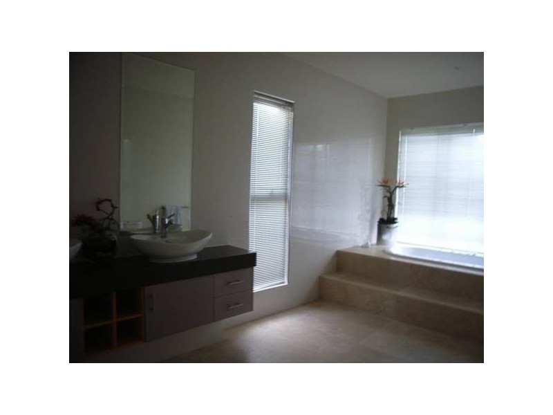 Benowa QLD 4217