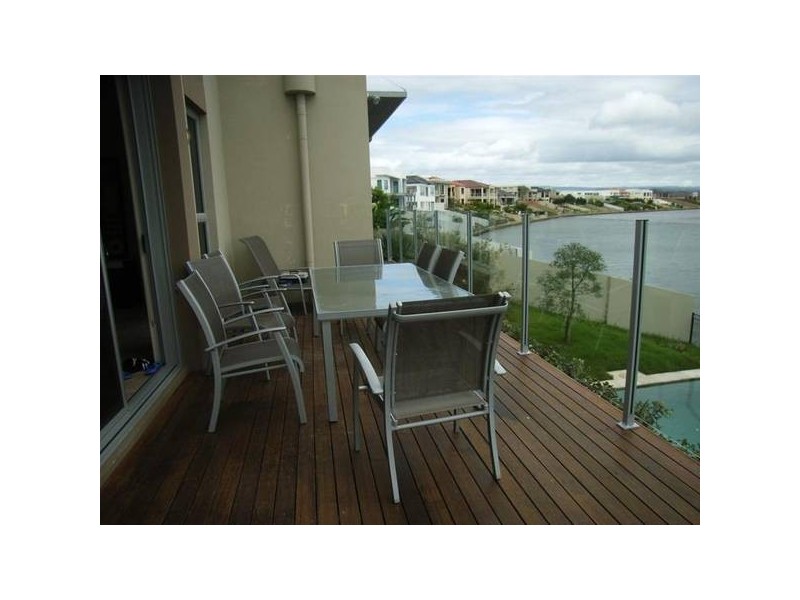 Benowa QLD 4217