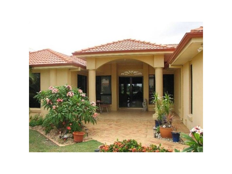 Broadbeach Waters QLD 4218