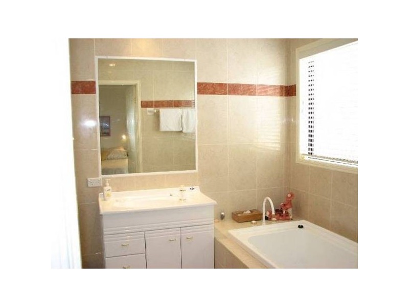 Broadbeach Waters QLD 4218