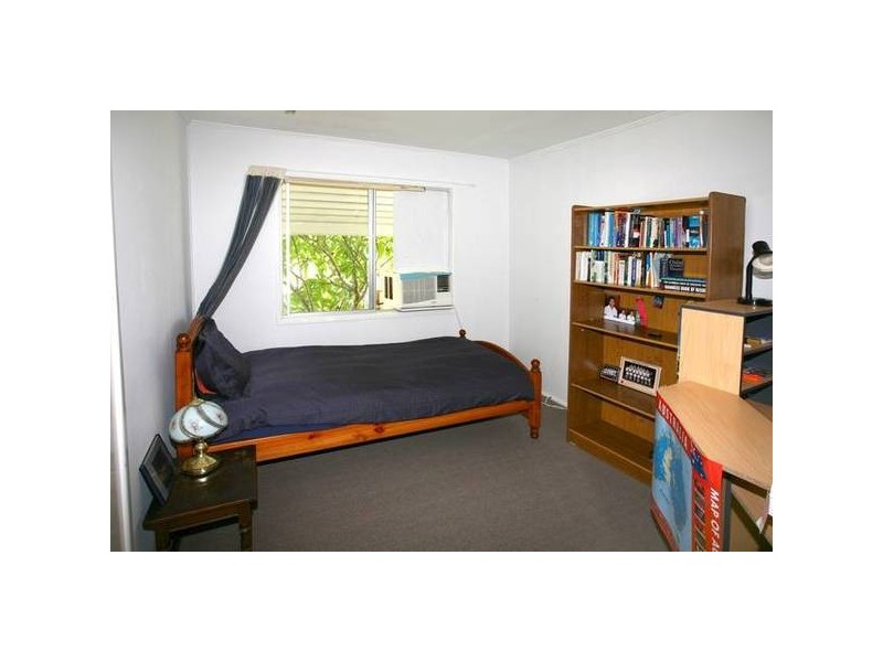 Broadbeach Waters QLD 4218