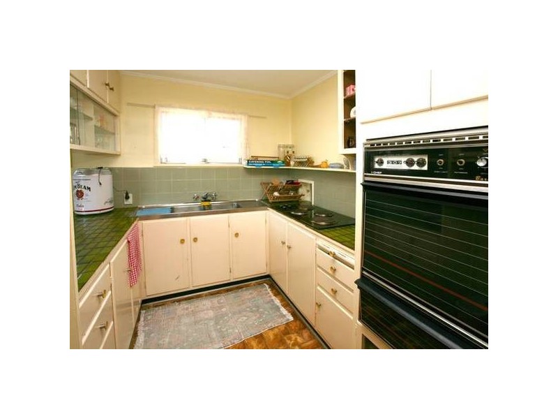 Broadbeach Waters QLD 4218