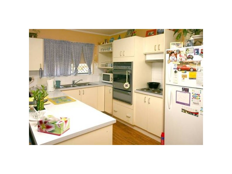 Broadbeach Waters QLD 4218