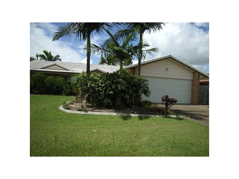 Clear Island Waters QLD 4226