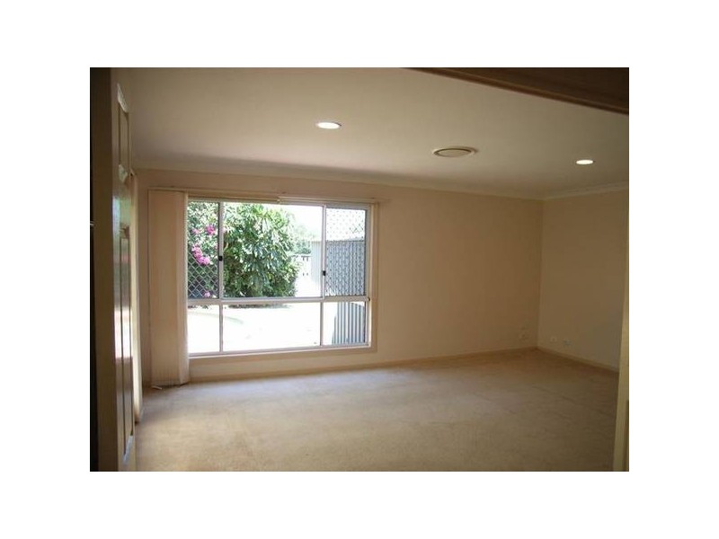 Clear Island Waters QLD 4226