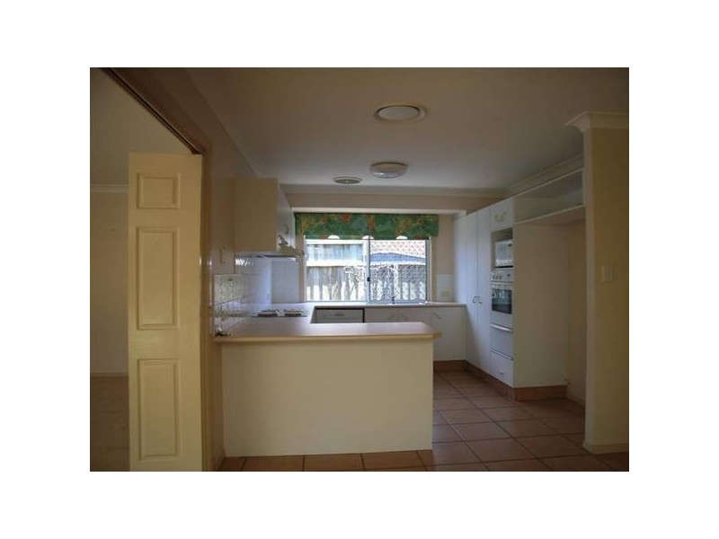 Clear Island Waters QLD 4226