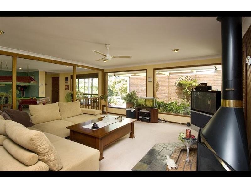 11 Metricup Court, Mermaid Waters QLD 4218