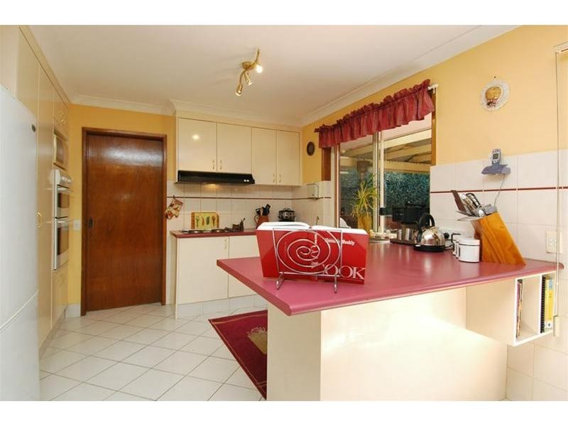 11 Metricup Court, Mermaid Waters QLD 4218