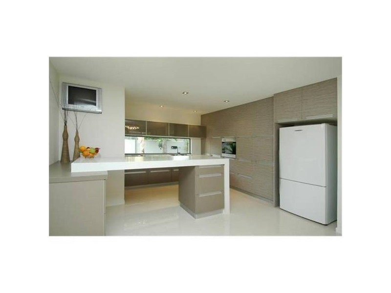 Broadbeach Waters QLD 4218