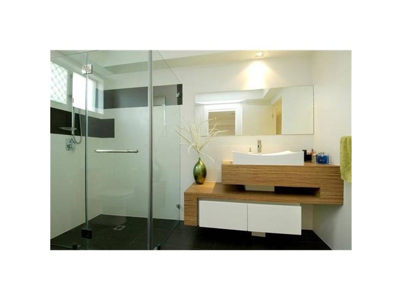 Broadbeach Waters QLD 4218