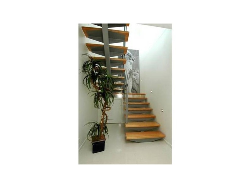 Broadbeach Waters QLD 4218