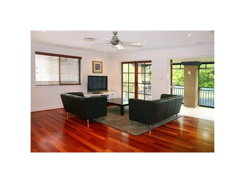 Broadbeach Waters QLD 4218