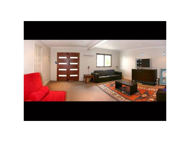 Broadbeach Waters QLD 4218