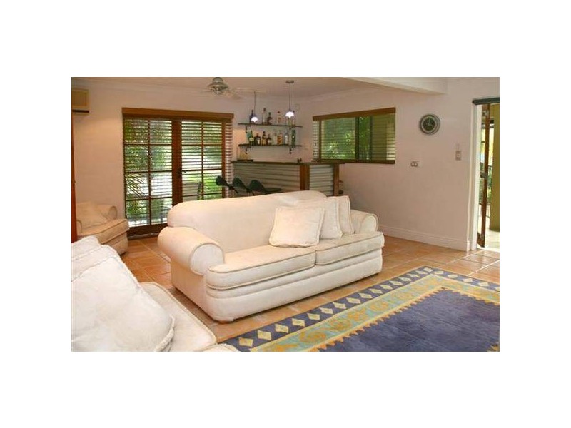 Broadbeach Waters QLD 4218