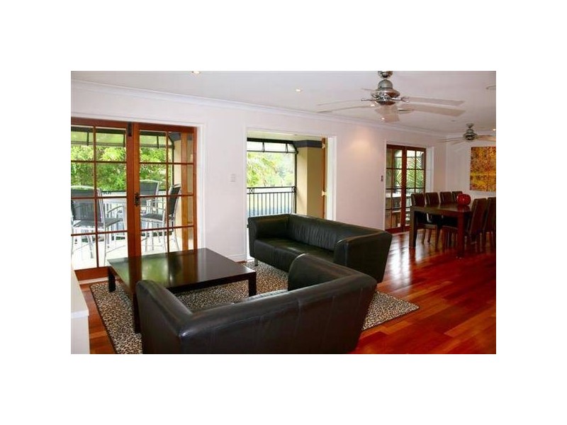 Broadbeach Waters QLD 4218