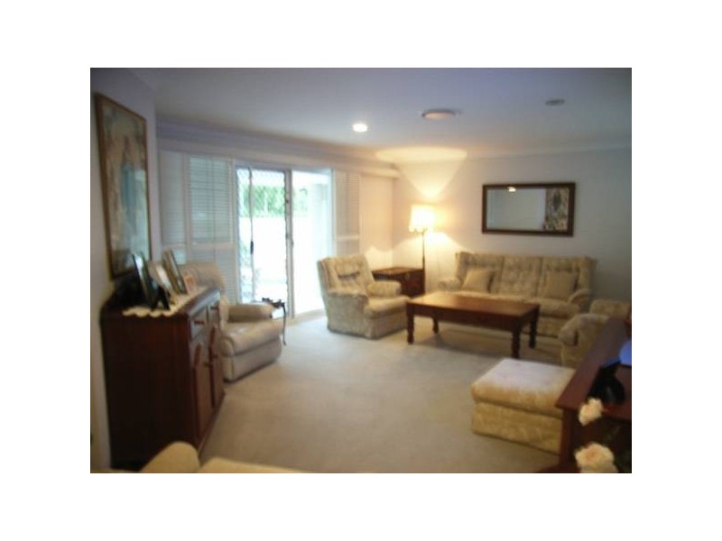 Clear Island Waters QLD 4226