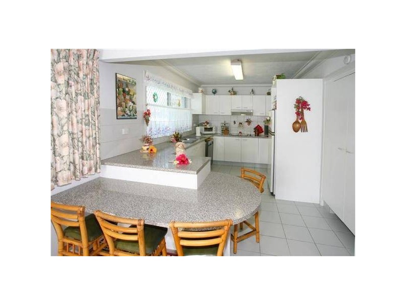 Broadbeach Waters QLD 4218