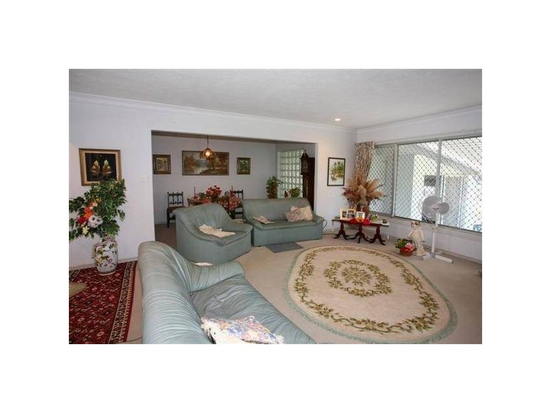 Broadbeach Waters QLD 4218