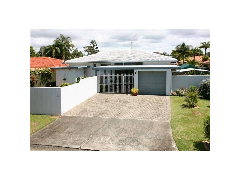 Broadbeach Waters QLD 4218