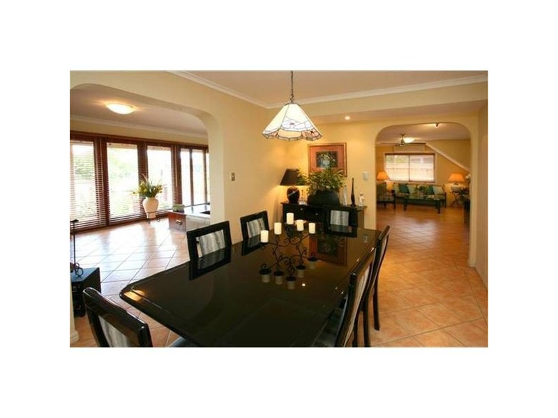 Broadbeach Waters QLD 4218