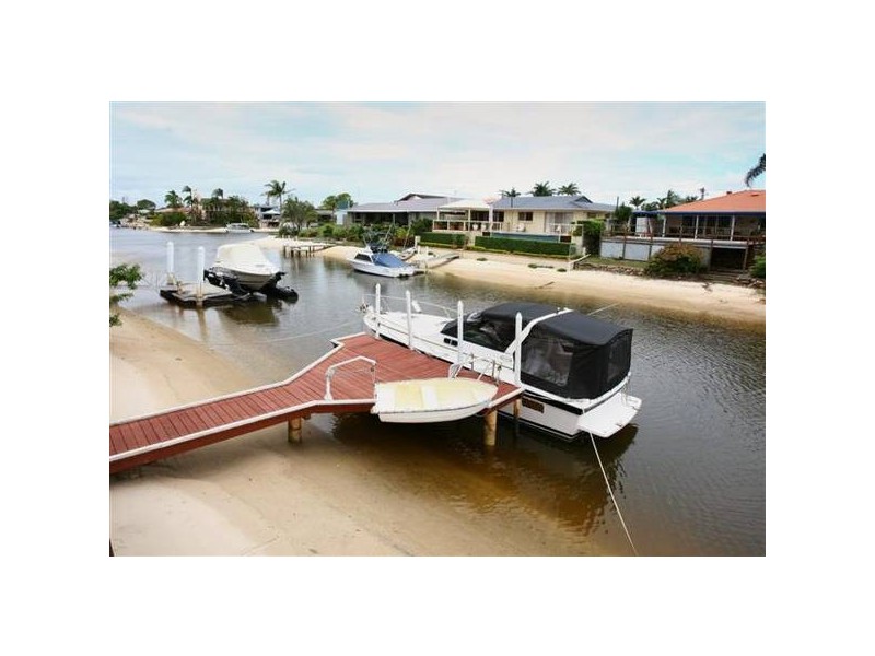 Broadbeach Waters QLD 4218