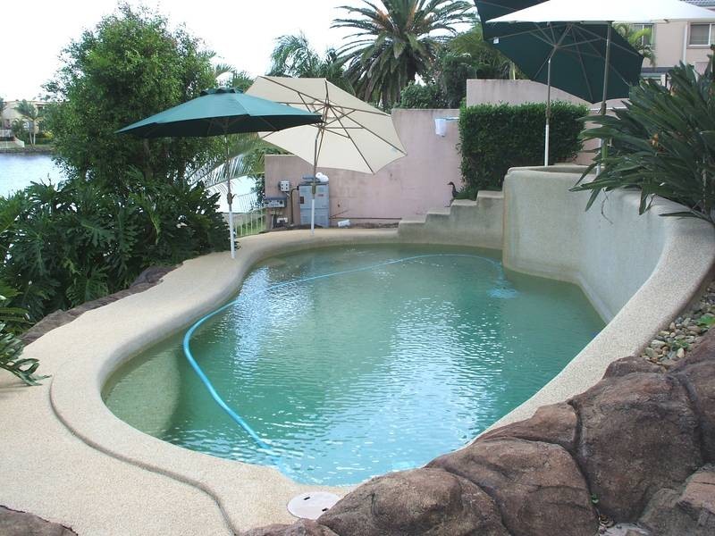 43 Martinque Way, Clear Island Waters QLD 4226