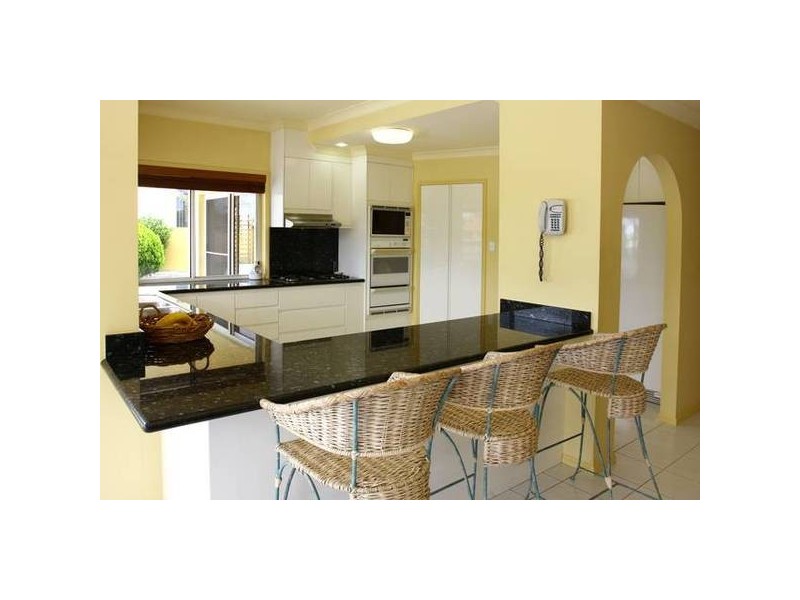 Clear Island Waters QLD 4226