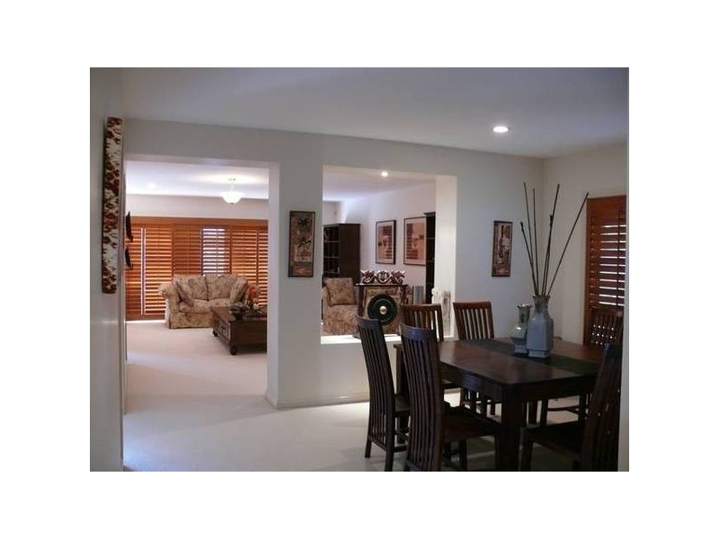 Clear Island Waters QLD 4226