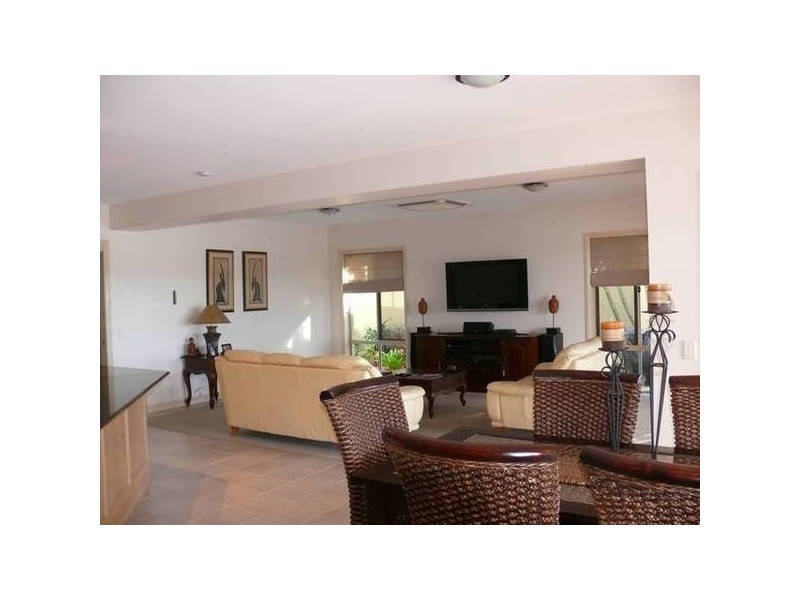 Clear Island Waters QLD 4226