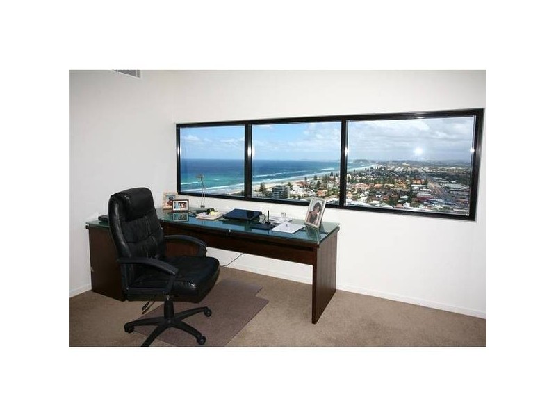 Broadbeach Waters QLD 4218