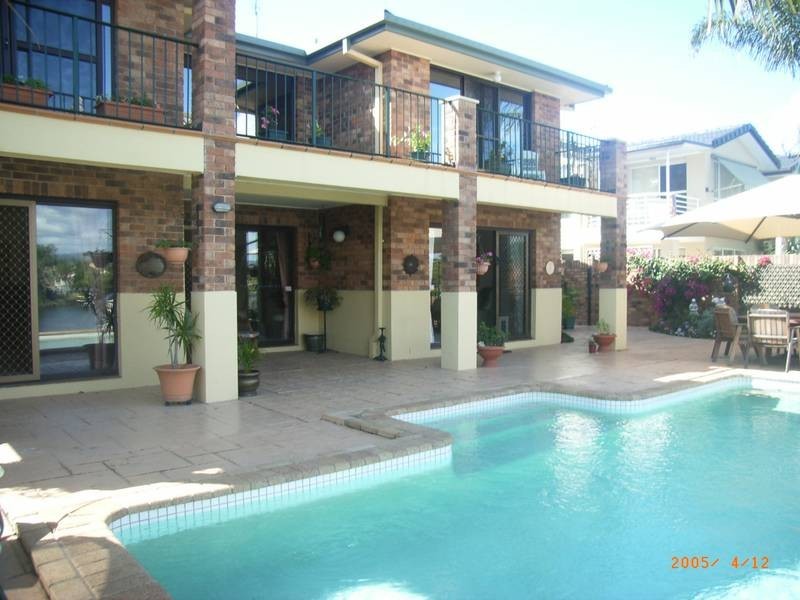 5 ANTIGUA WAY, Clear Island Waters QLD 4226