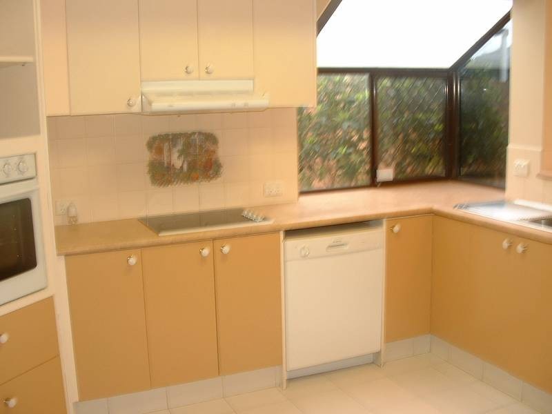 5 ANTIGUA WAY, Clear Island Waters QLD 4226