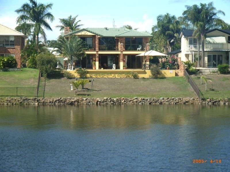 5 ANTIGUA WAY, Clear Island Waters QLD 4226