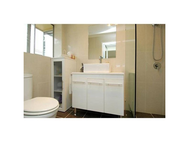 Broadbeach Waters QLD 4218