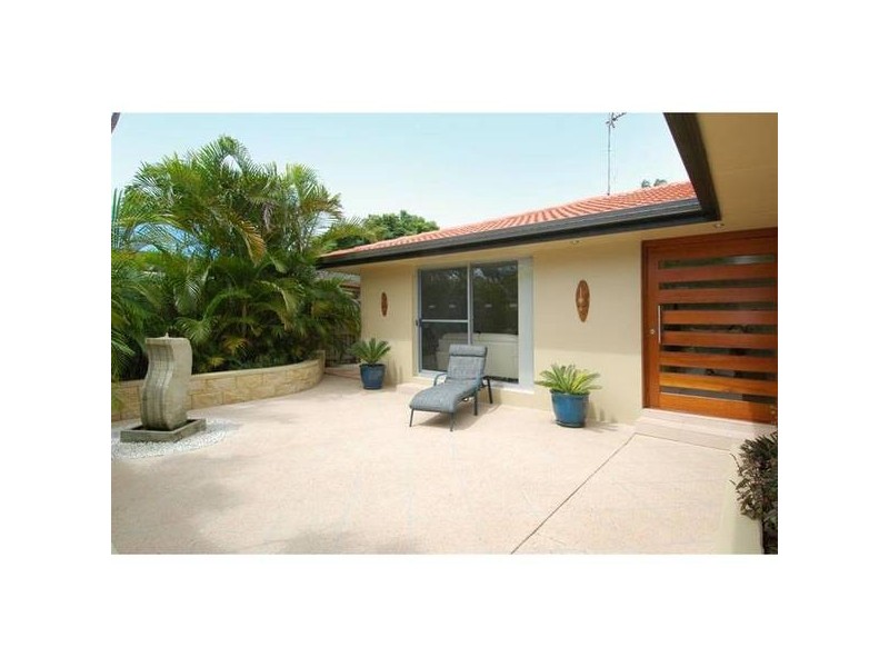 Broadbeach Waters QLD 4218