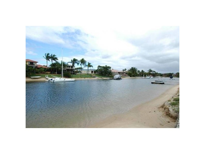 Broadbeach Waters QLD 4218