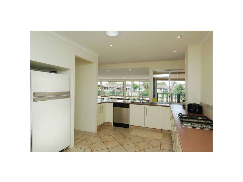 Broadbeach Waters QLD 4218