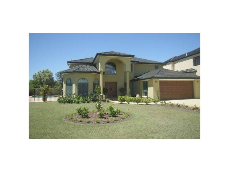 Clear Island Waters QLD 4226