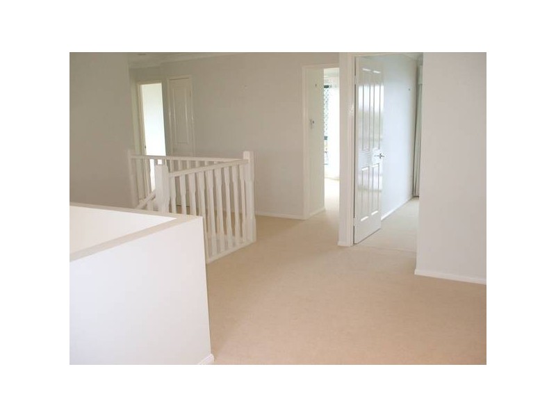 Clear Island Waters QLD 4226